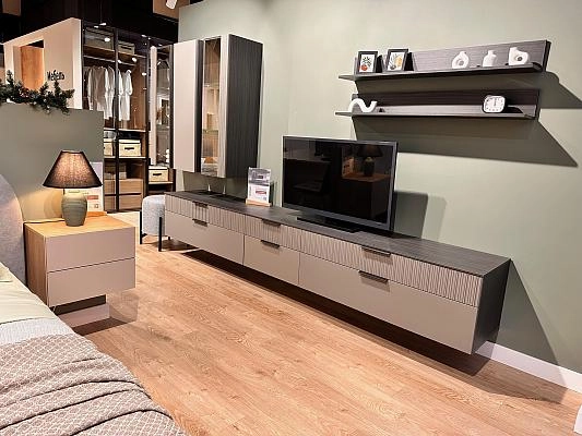 г. Москва, ш. Киевское, 23 км, 8, "Family Room"