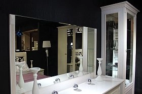 Зеркало навесное