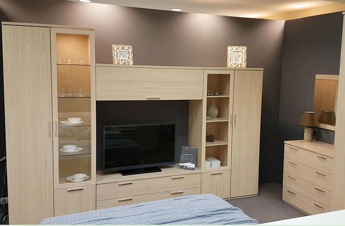 Шкаф-витрина одностворчатый Flash светлый