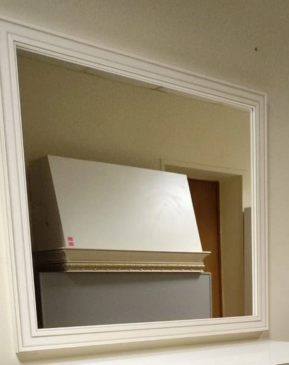 Зеркало навесное Diamante Ясень