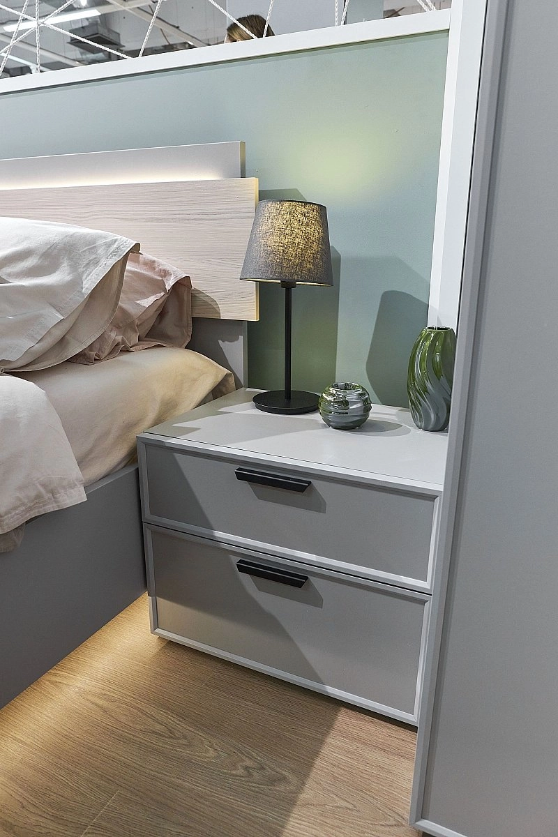 Светильник для основания кровати ш.120 с "парящим" эффектом