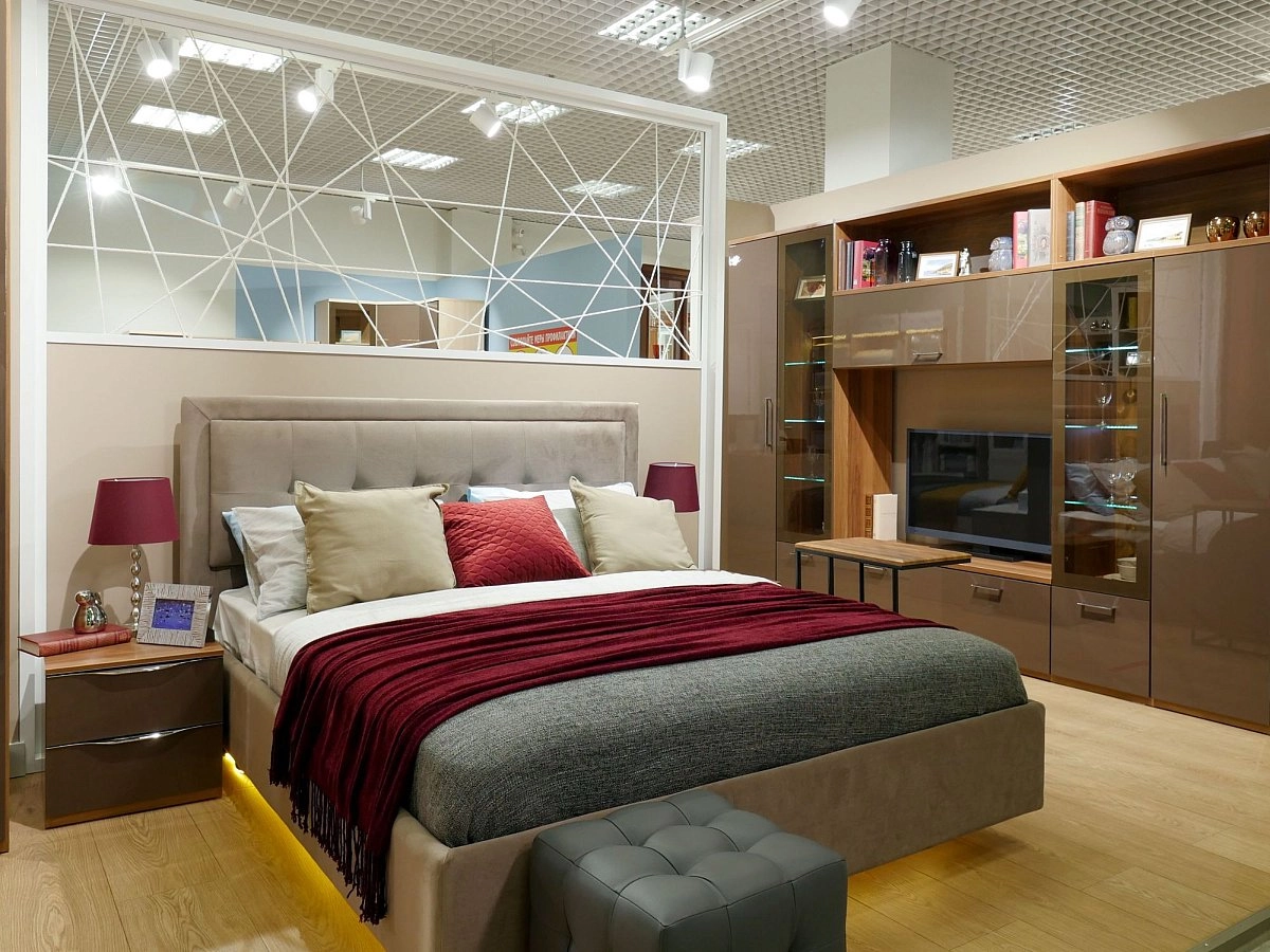 Светильник для основания кровати ш.140 с "парящим" эффектом